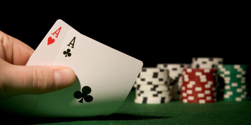 Khám phá các tay bài trong Poker