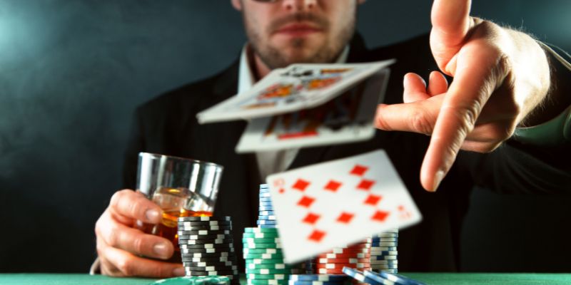 Poker với đa dạng biến thể và sở hữu nhiều vòng đấu kịch tính